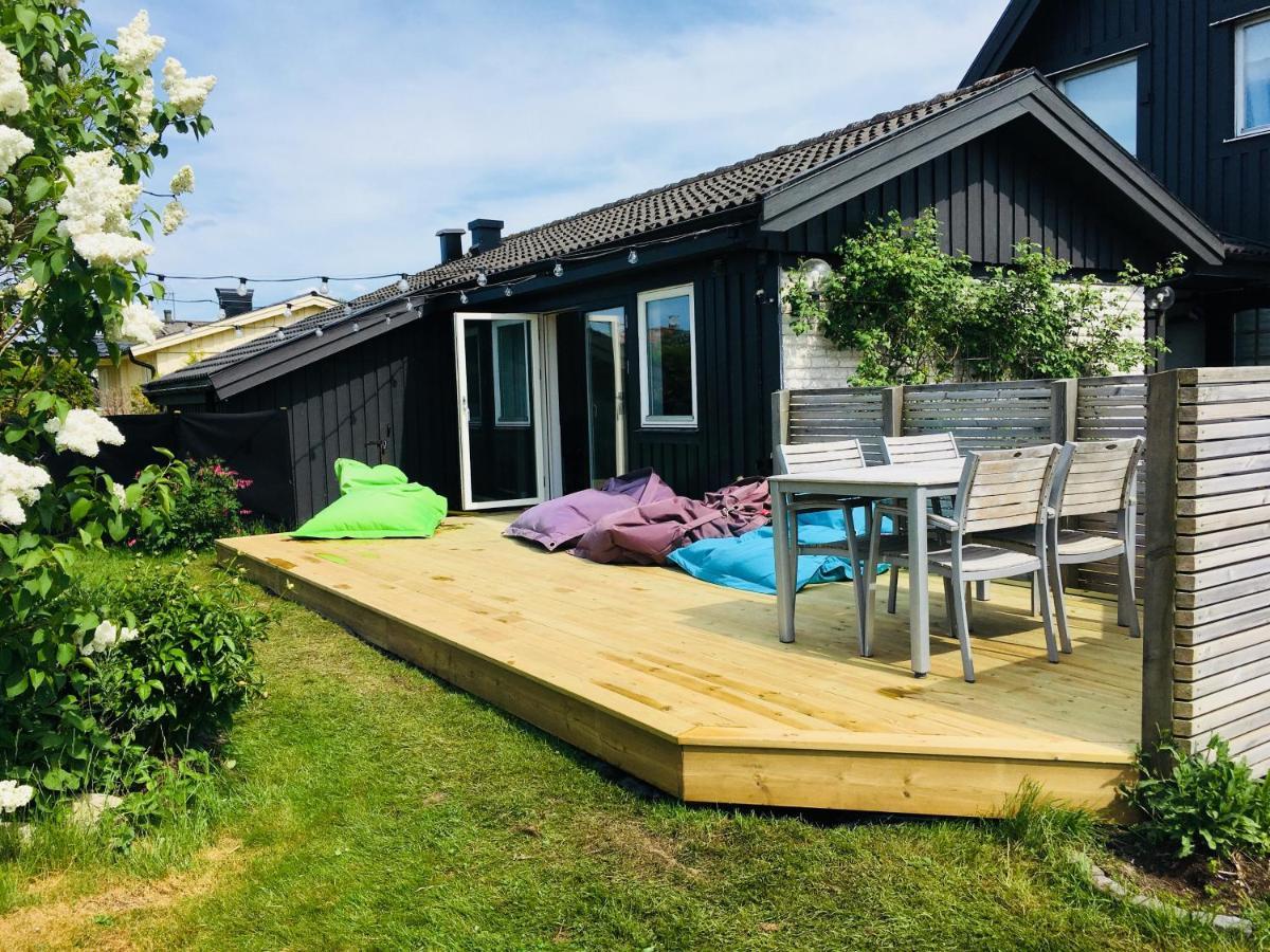 Surfers Guesthouse Åsa Kültér fotó